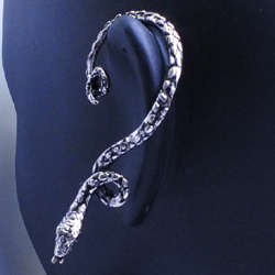 ���փC���[���b�v�s�A�X