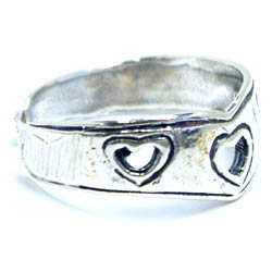 �L���[�e�B�n�[�g�g�D�����O