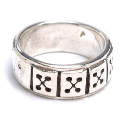 �_�C�X�o���h �V���o�[�����O