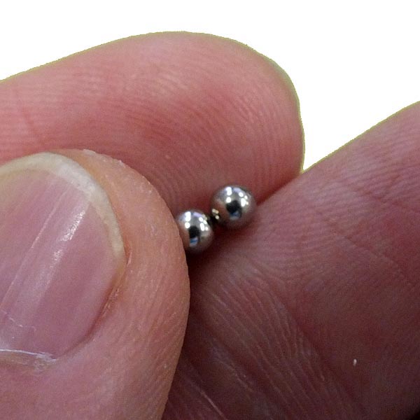 �C���[�J�t�F�{�[���}�O�l�b�g�p�[�c�i3.0mm�j