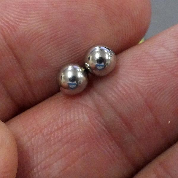 �C���[�J�t�F�{�[���}�O�l�b�g�p�[�c�i5.0mm�j